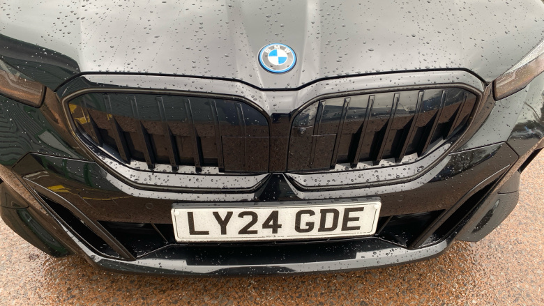 BMW 5 Series 530e M Sport Pro 4dr Auto Saloon